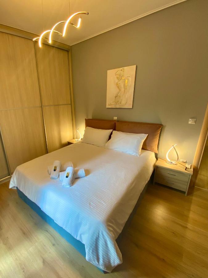 Luxury Suite 10' From The Center Афины Экстерьер фото