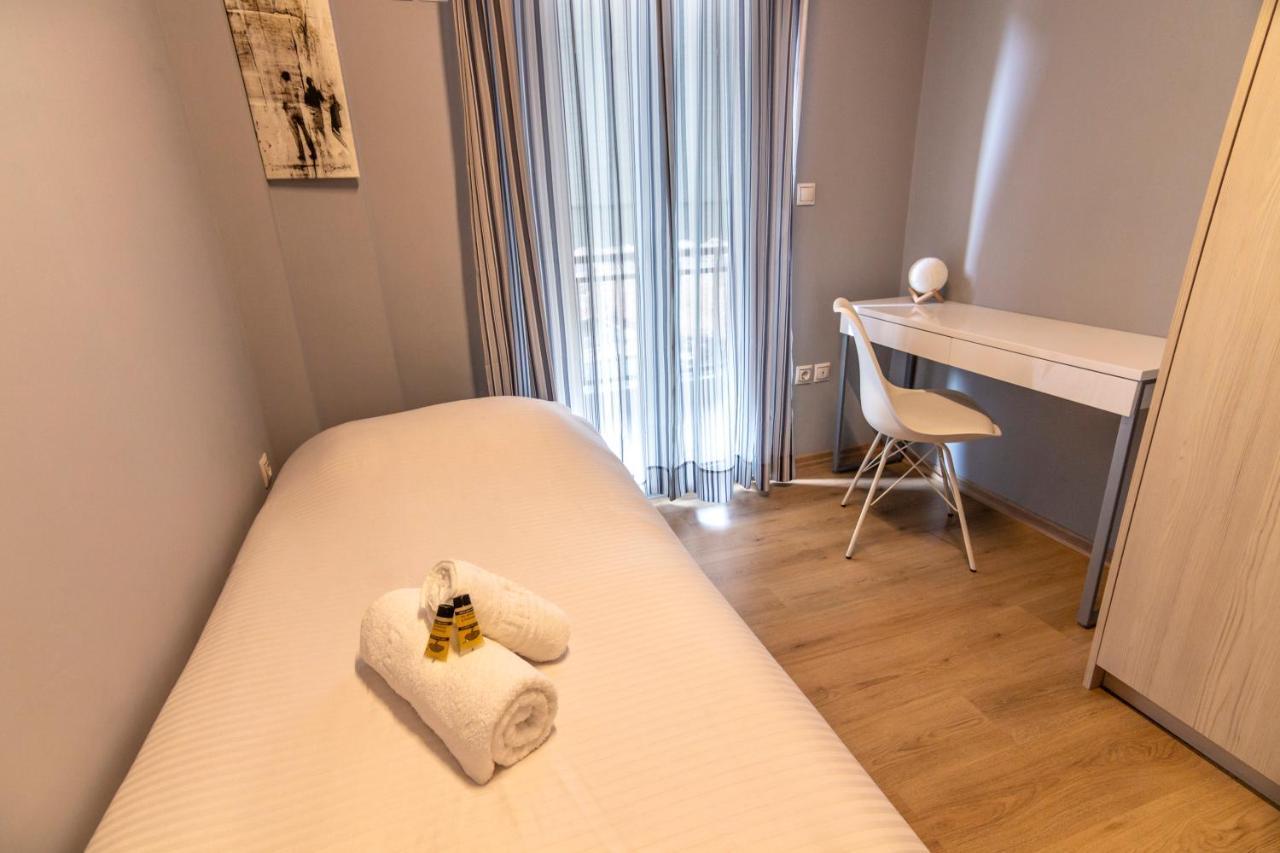 Luxury Suite 10' From The Center Афины Экстерьер фото