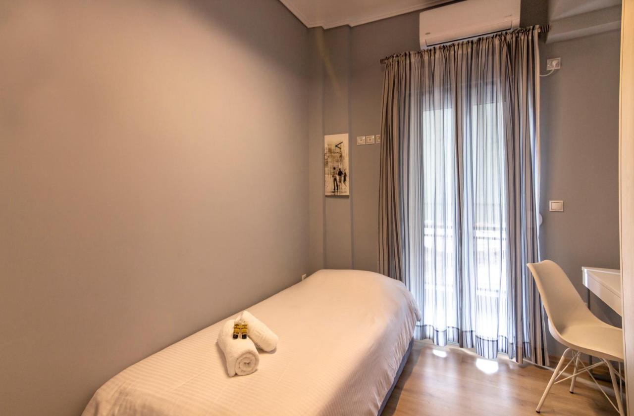 Luxury Suite 10' From The Center Афины Экстерьер фото
