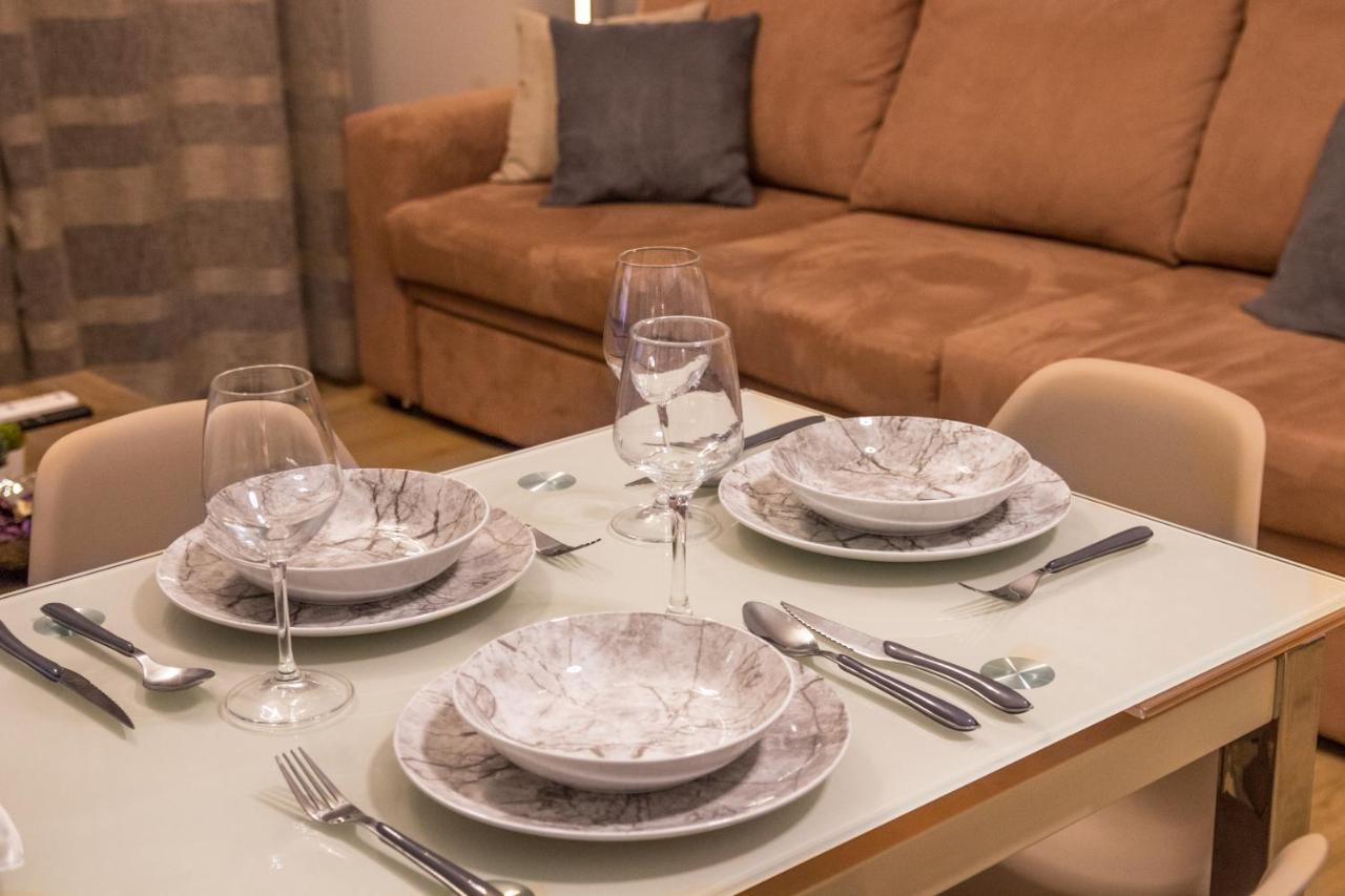 Luxury Suite 10' From The Center Афины Экстерьер фото